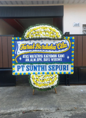 Papan Bunga Duka di Lalolara