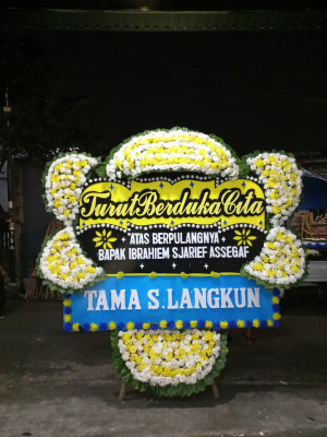 Papan Bunga Duka di Lalolara